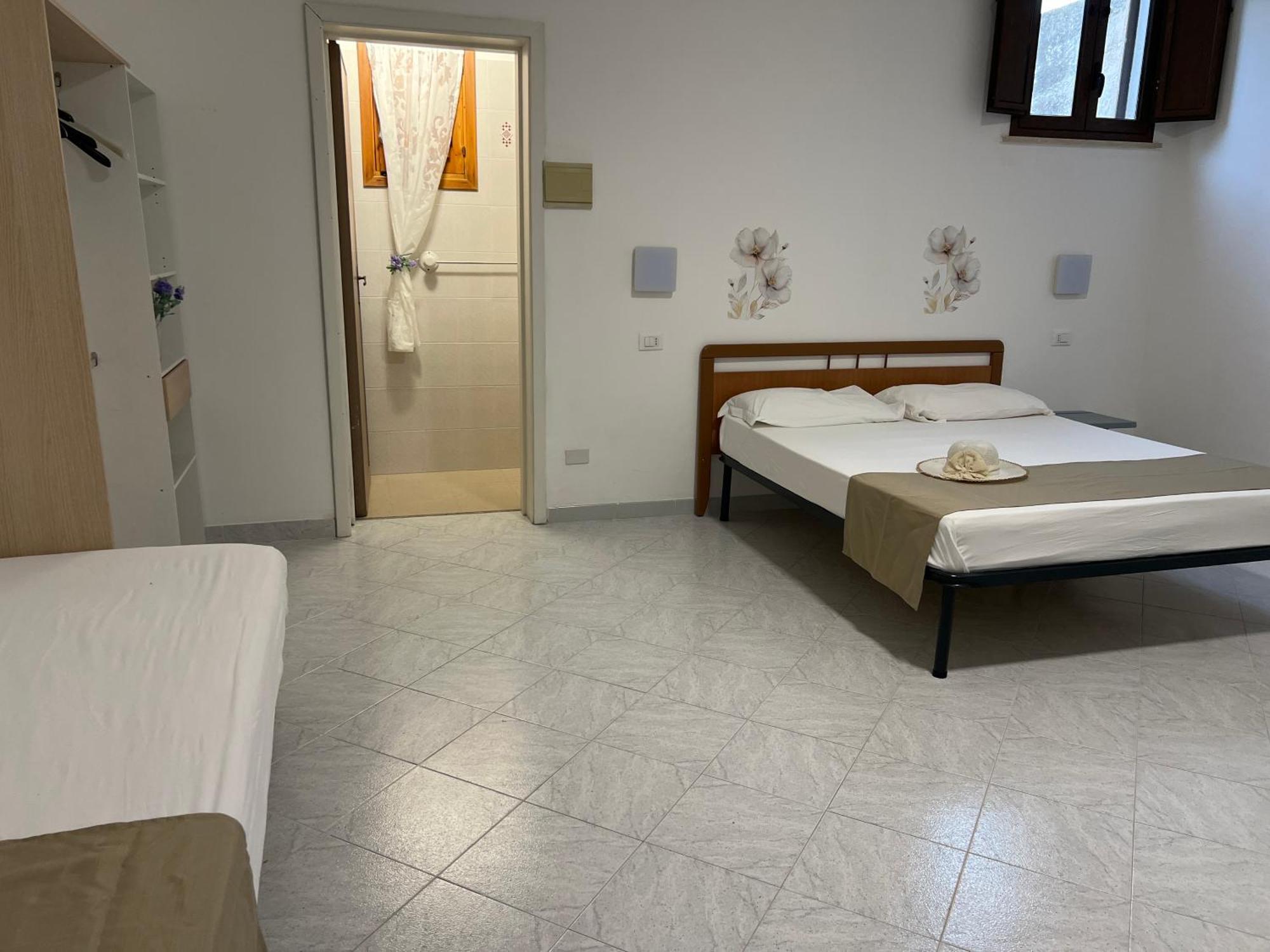 Villa Dolce Vita Rooms Castelluzzo Bagian luar foto